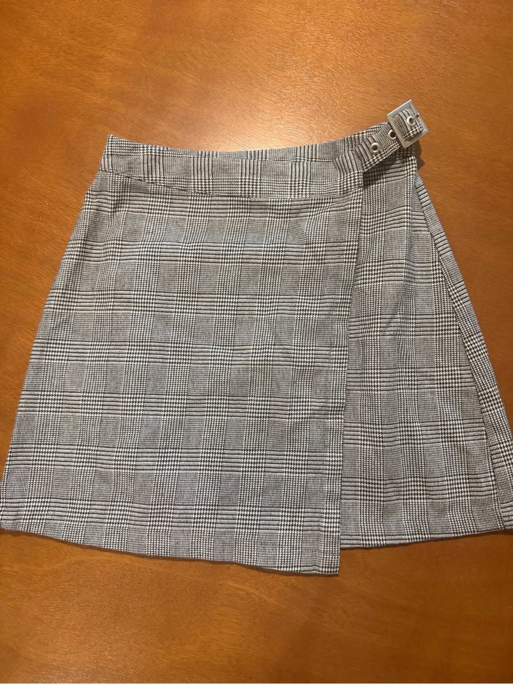 Brandy Melville Black & White Glen Plaid Wrap Skirt with Buckle Detail